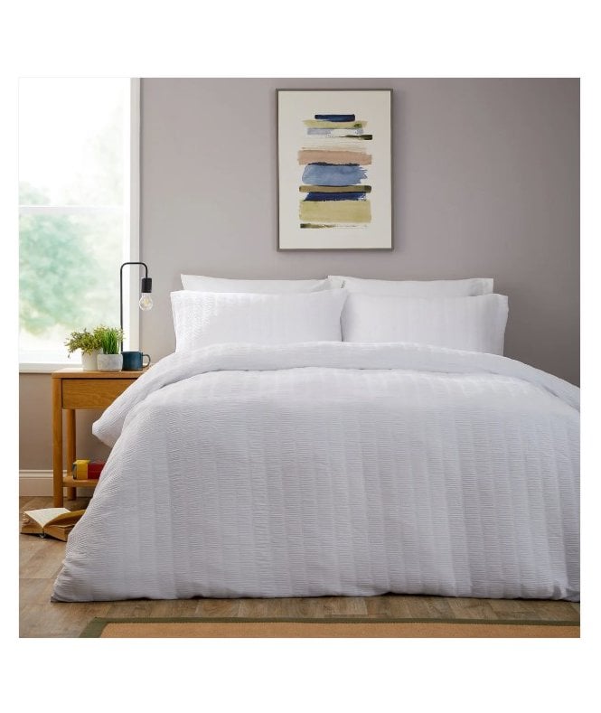 New Edge Blinds Belgravia Duvet Set in White