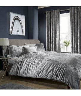 Crushed Velvet Duvet Set in Silver