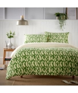 Floral Leaves Printed Teddy Duvet Set in Green