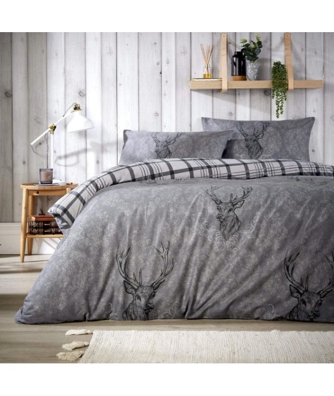 New Edge Blinds Highland Stag Duvet Set in Grey