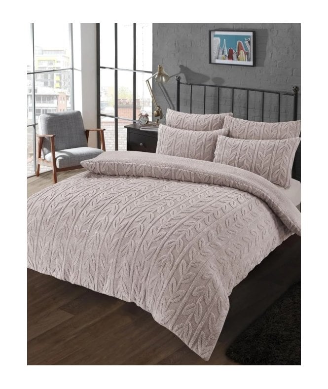 New Edge Blinds Leaf Printed Teddy Duvet Set in Natural