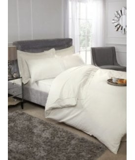 Luxor Collection 200 Thread Count Luxury Egyptian Cotton Fitted Sheet in Cream