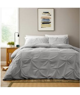 Pintuck Duvet Set in Grey