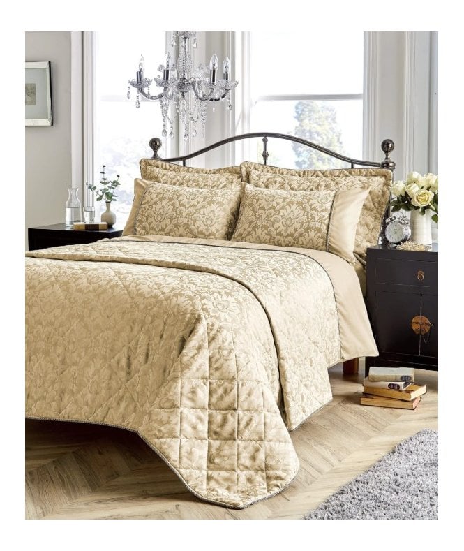 New Edge Blinds Savoy Woven Jacquard Duvet Set in Gold