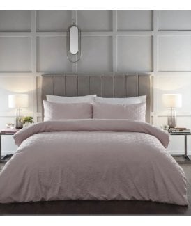 Sofia Collection Seersucker Duvet Set in Blush Pink
